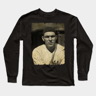 Bill Dickey Legend in New York Yankees Long Sleeve T-Shirt